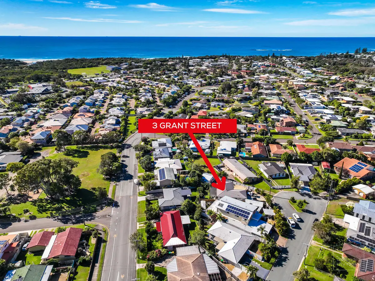 Main view of Homely house listing, 3 Grant Street, Battery Hill QLD 4551