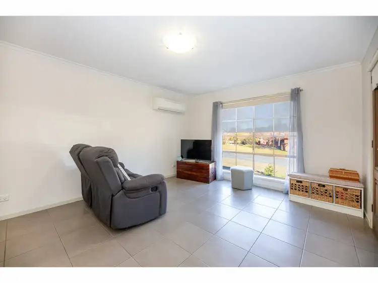 Second view of Homely unit listing, 1/11 Mitta Grove, Lavington NSW 2641