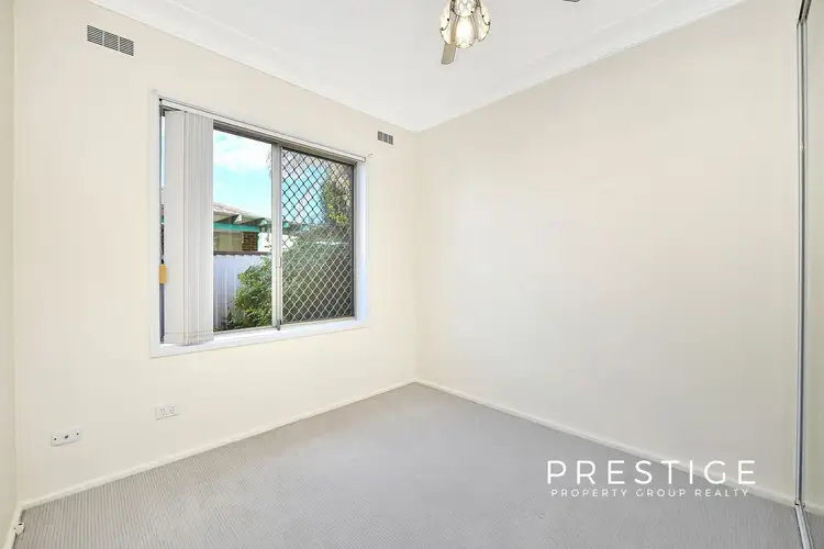 Fifth view of Homely villa listing, 4/25 Regent Street, Bexley NSW 2207