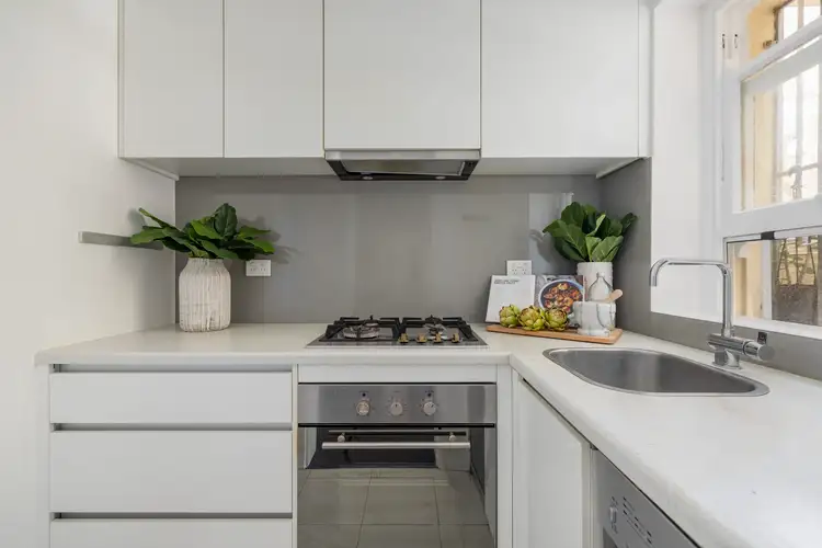 Fifth view of Homely apartment listing, 2/2 Tusculum Street, Potts Point NSW 2011