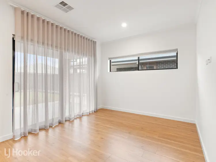 Fifth view of Homely house listing, 6 Crystal Court, Angle Vale SA 5117