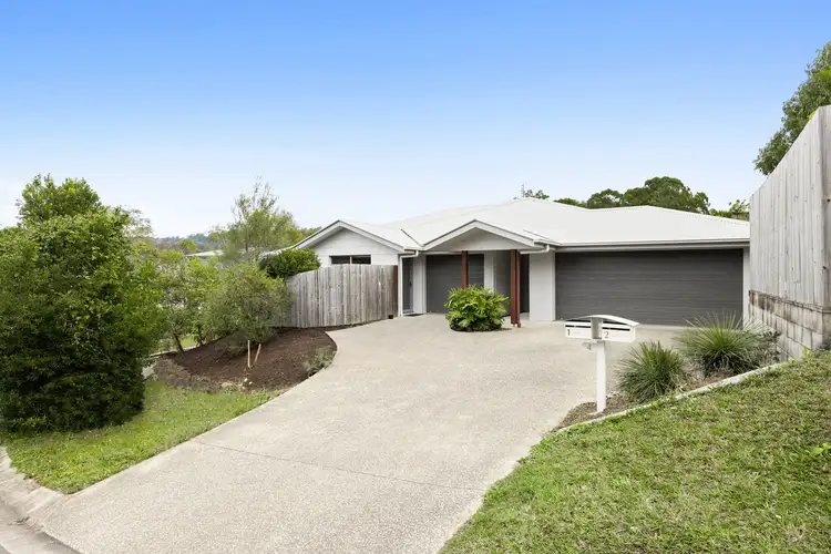 4 Pope Avenue, Burnside QLD 4560