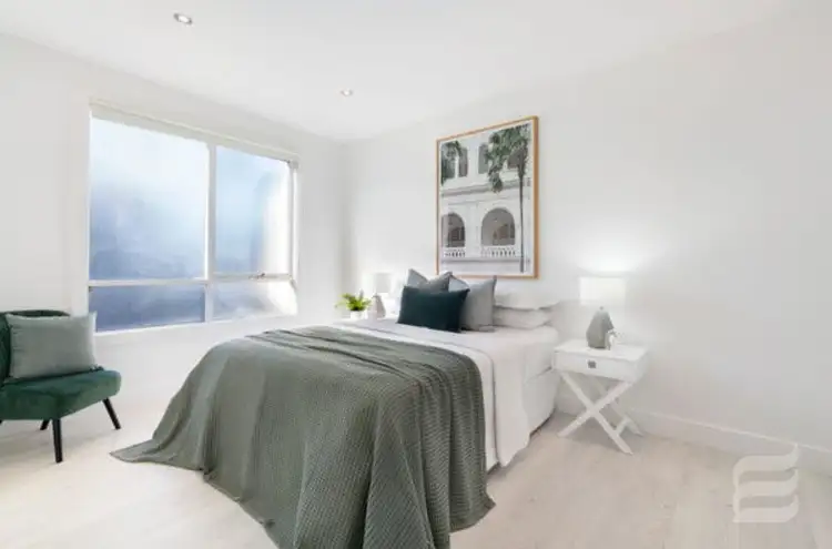 Fifth view of Homely apartment listing, 1/1 Hoylake Grove, Mornington VIC 3931