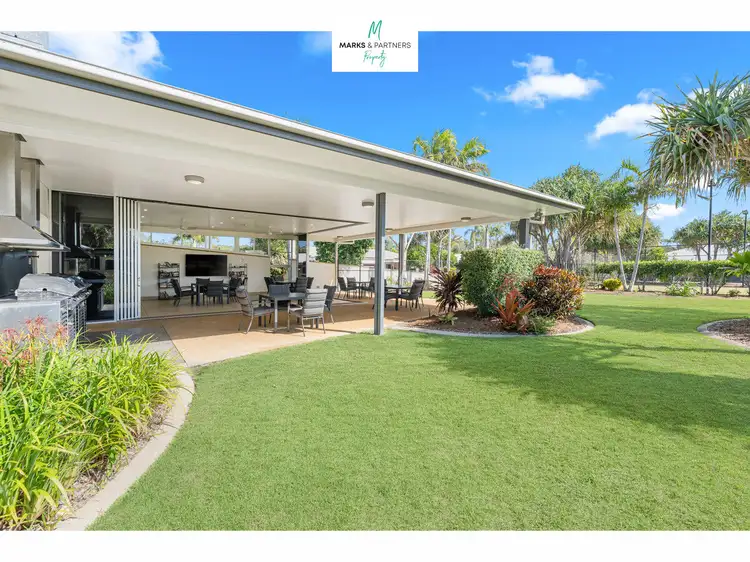 8/230 Pulgul Street, Urangan QLD 4655