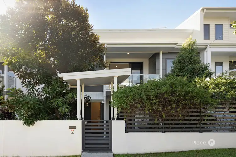 2/46 Martha Street, Camp Hill QLD 4152