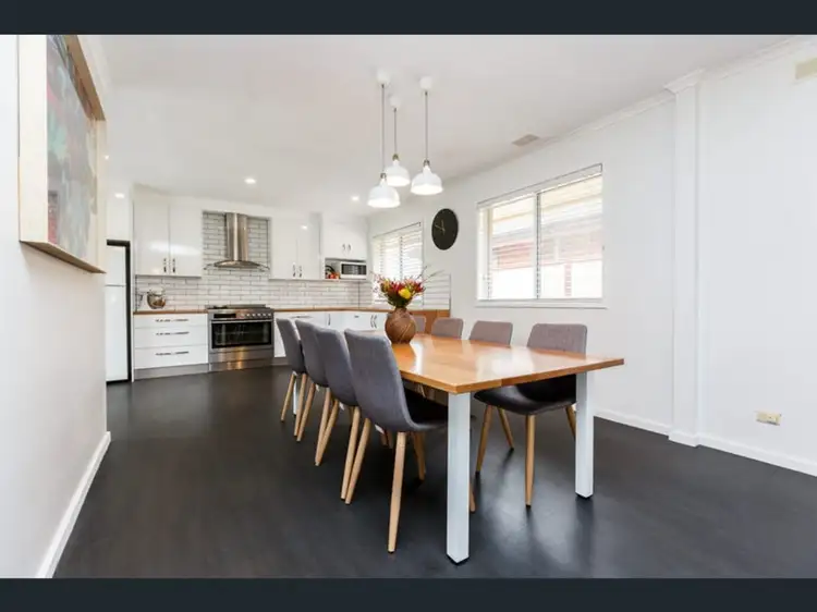 14 Weir Street, Sale VIC 3850