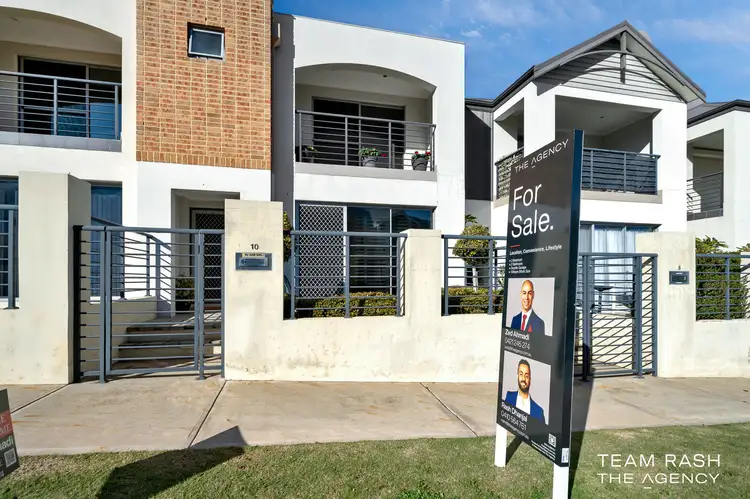 Second view of Homely house listing, 10 Orenco Bend, Clarkson WA 6030