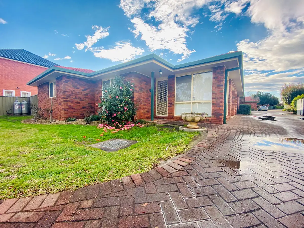 Main view of Homely semi-detached listing, 5/13 Boundary Road, Dubbo NSW 2830