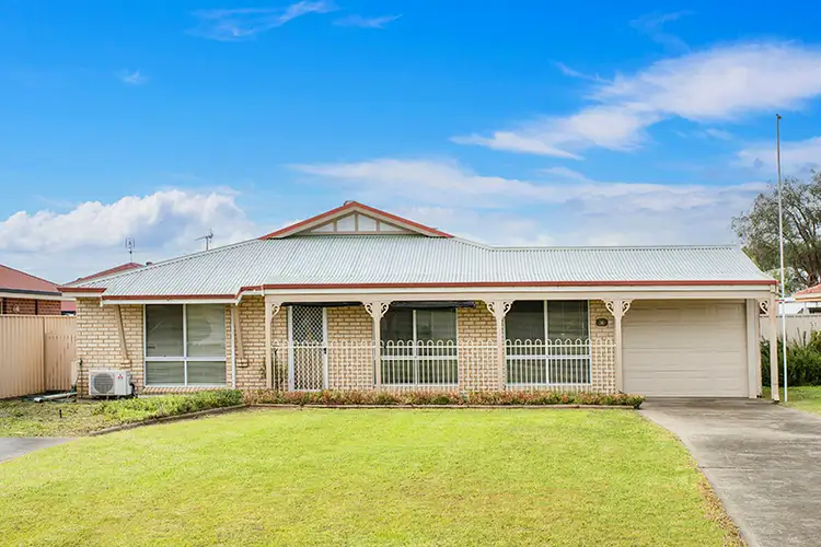 12 Black Swan Drive, West Busselton WA 6280