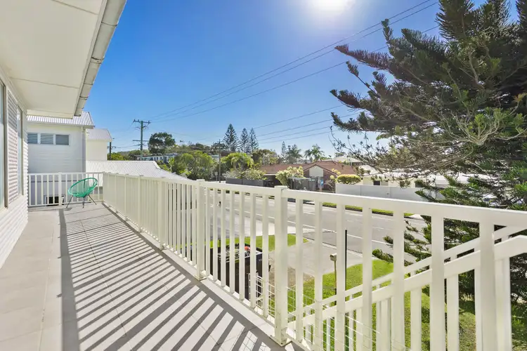 16 Townson Avenue, Palm Beach QLD 4221