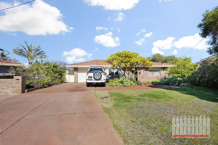 15 Sinclair Place, Morley WA 6062