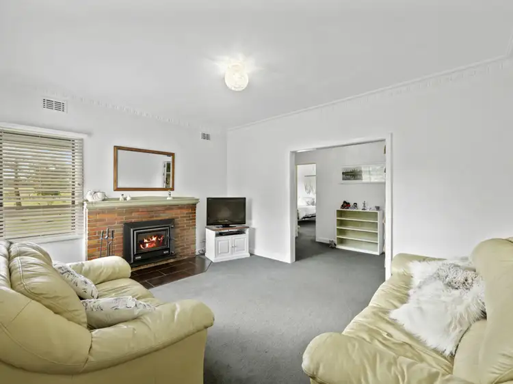 Fourth view of Homely house listing, 3 Huntly Street, Macarthur VIC 3286