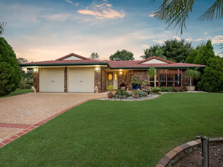 1 Carlock Promenade, Karalee QLD 4306
