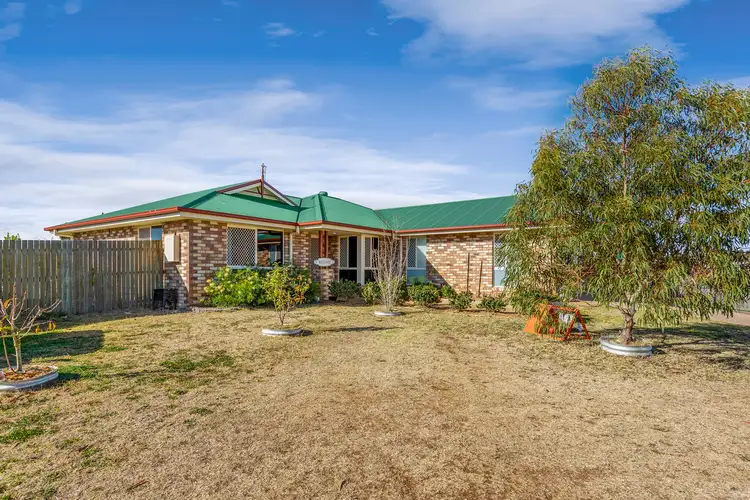 34 Myrtleford Crescent, Cambooya QLD 4358