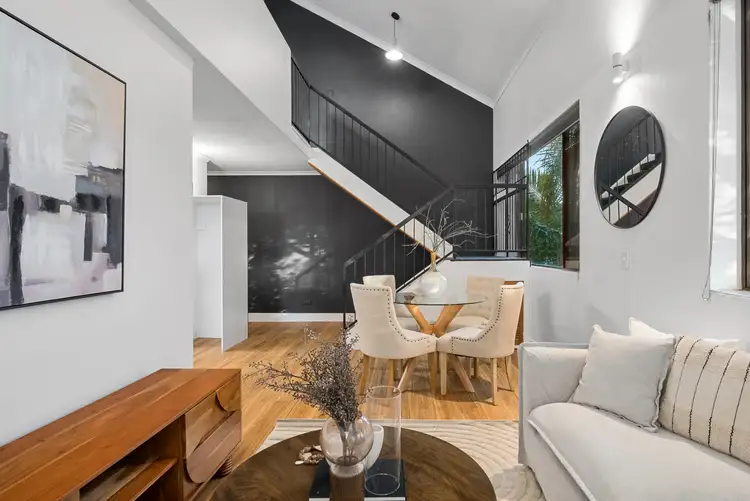 9/12 Joffre Street, Coorparoo QLD 4151