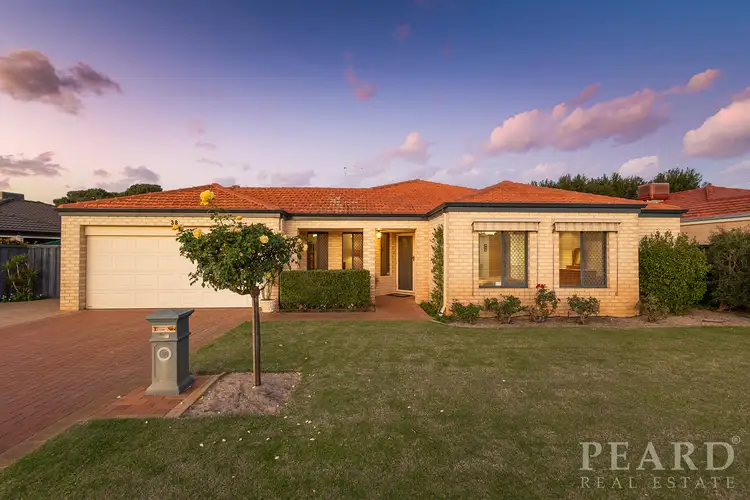 38 San Lorenzo Boulevard, Ellenbrook WA 6069