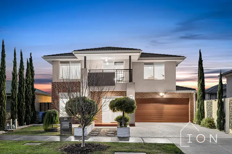 32 Littleshore Crescent, Clyde North VIC 3978