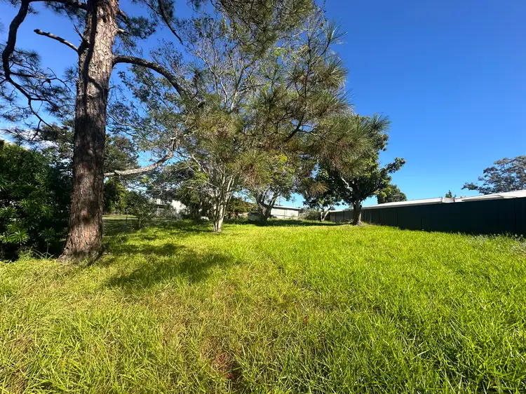 26 Young Street, Petrie QLD 4502