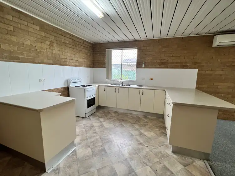 Third view of Homely townhouse listing, 5/35-37 Hunter Street, Dubbo NSW 2830