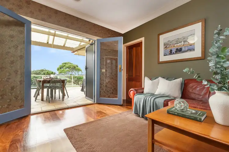 Fourth view of Homely house listing, 10 Windsor Court, Warrnambool VIC 3280