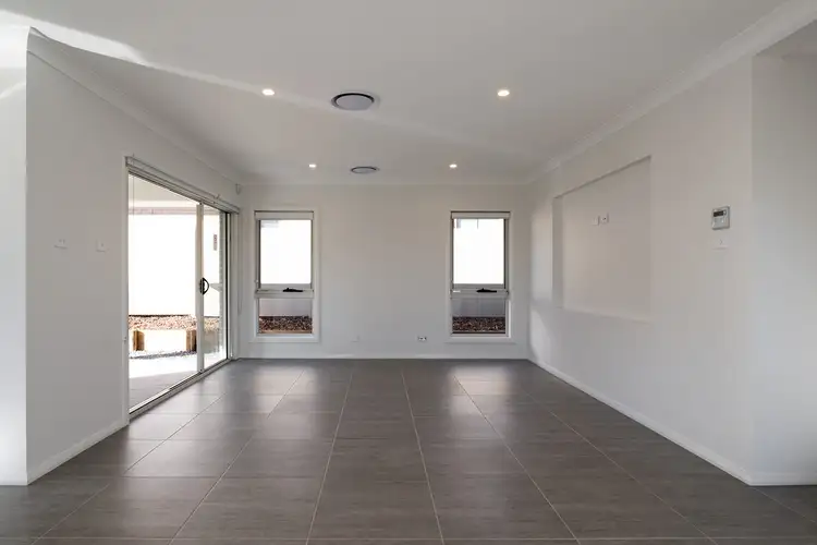 Fifth view of Homely house listing, 26 Ellipse Circuit, Chisholm NSW 2322