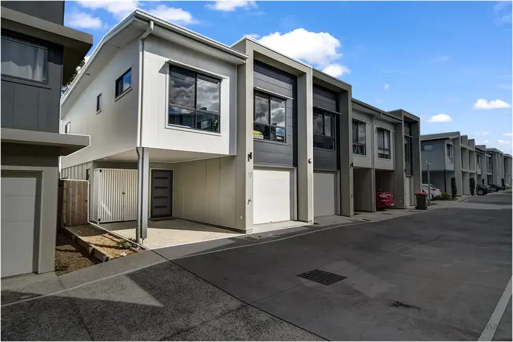 Main view of Homely townhouse listing, 52/48 Berkshire Place, Heathwood QLD 4110