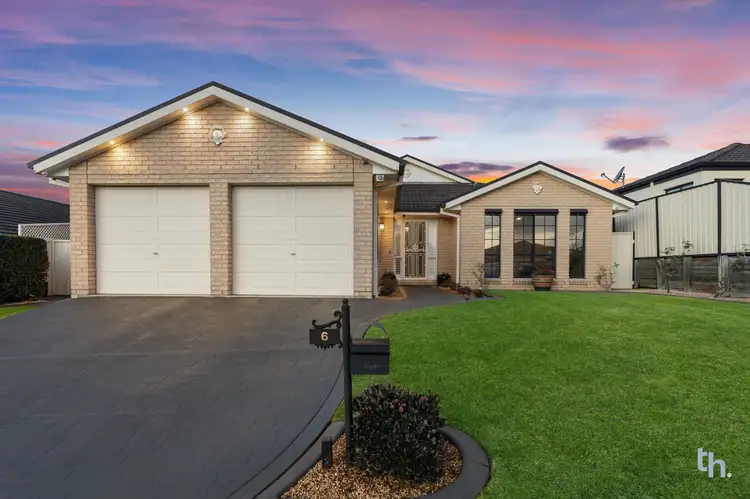 6 Hebe Place, Cameron Park NSW 2285