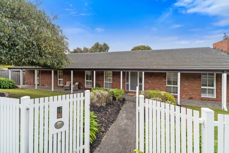 6 Maberley Crescent, Frankston South VIC 3199