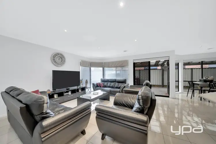 Seventh view of Homely house listing, 5 Orion Way, Roxburgh Park VIC 3064