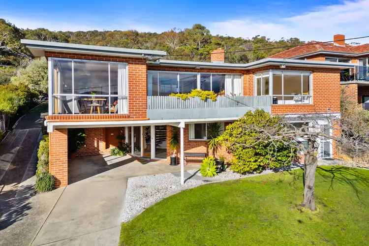 47 Cornwall Street, Rose Bay TAS 7015