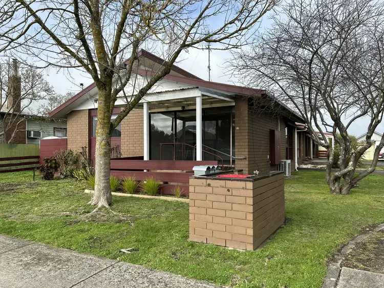 10 Jennings Street
