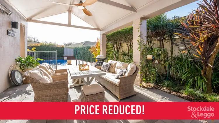 17 Rocklands Crescent