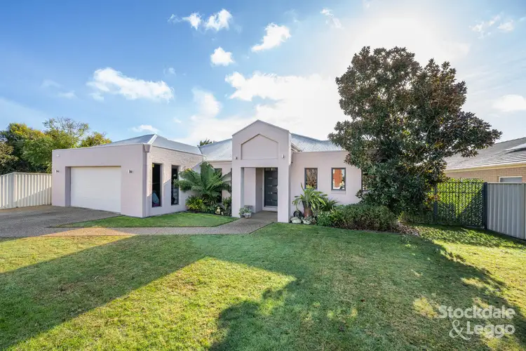 Second view of Homely house listing, 17 Rocklands Crescent, Kialla VIC 3631