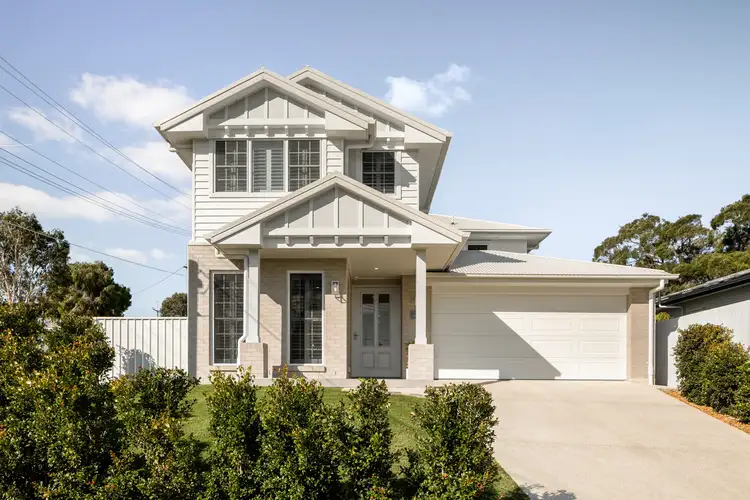 2 Selkirk Street, Tingalpa QLD 4173