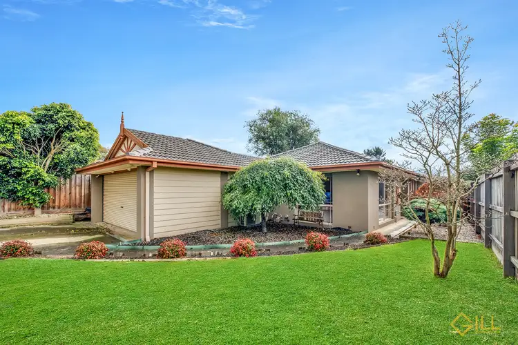 12 Nana Walk, Narre Warren South VIC 3805