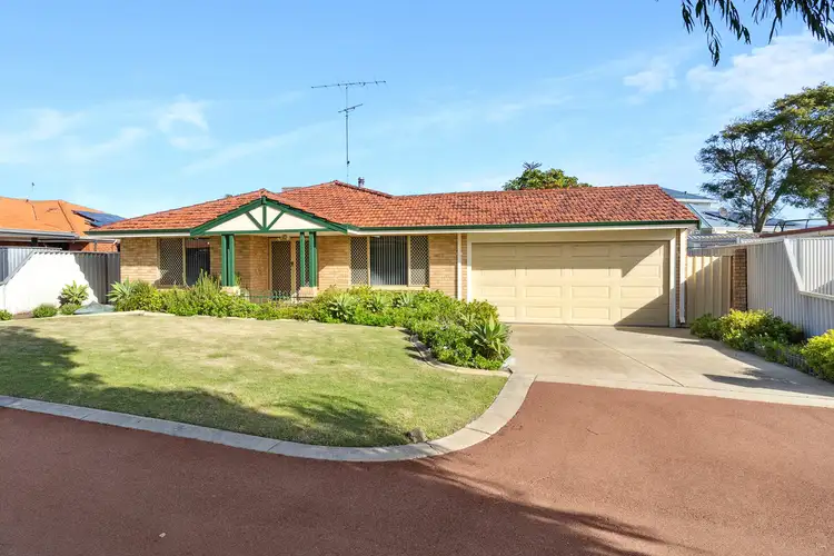 21 Mayflower Close, Port Kennedy WA 6172