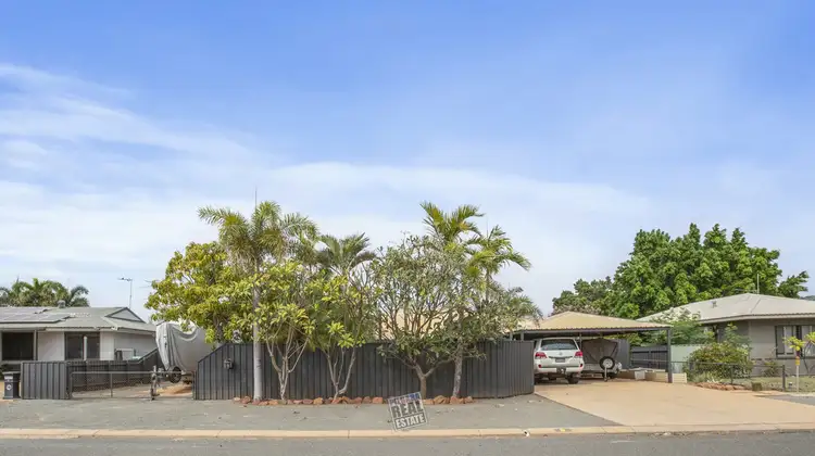 8 Church Way, Baynton WA 6714