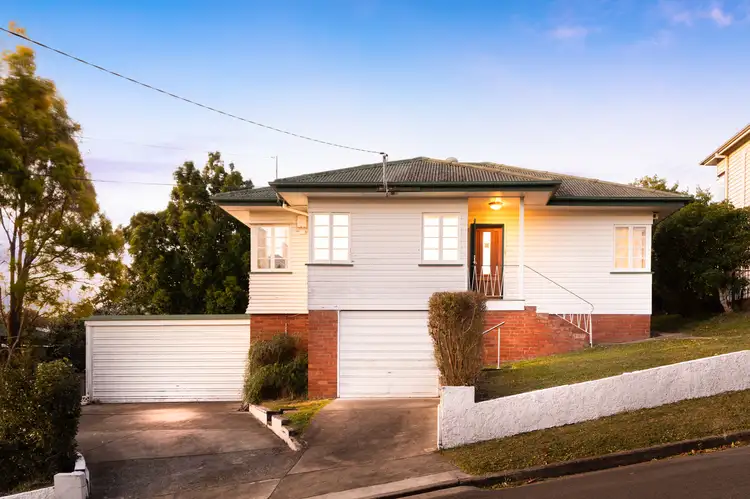 11 Campbell Terrace, Alderley QLD 4051