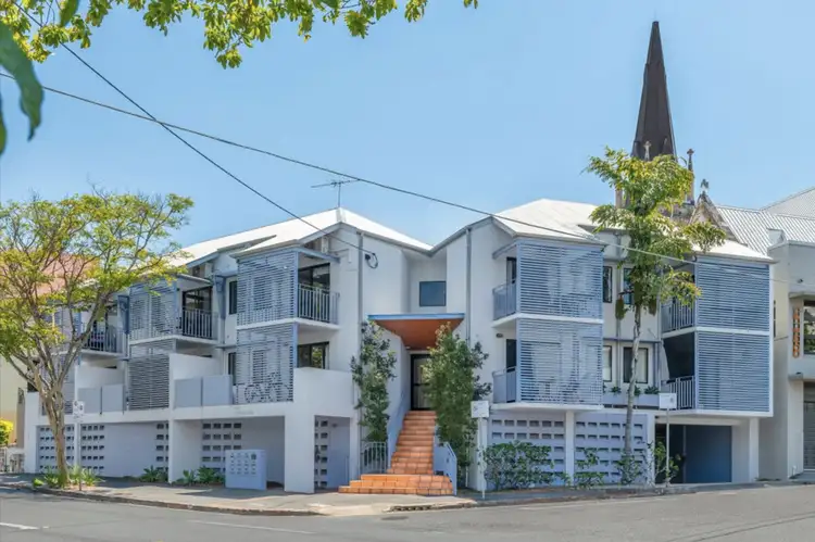Main view of Homely unit listing, 3/273 Boundary Street, Spring Hill QLD 4000