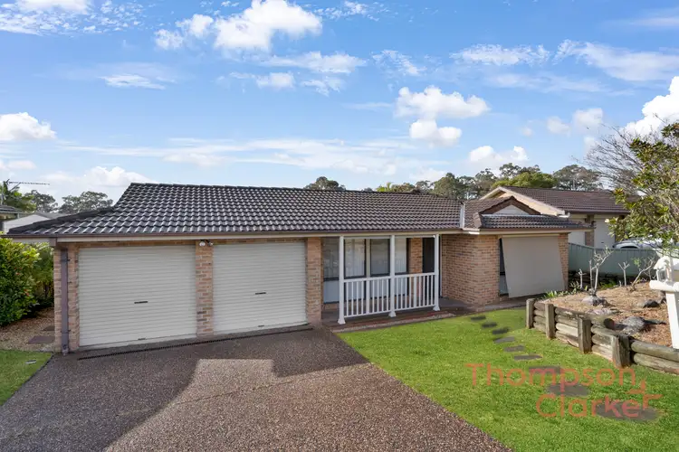 11 Stradbroke Avenue, Metford NSW 2323