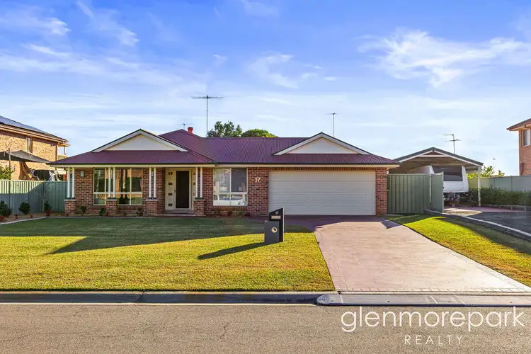 17 South Street, Glenmore Park NSW 2745