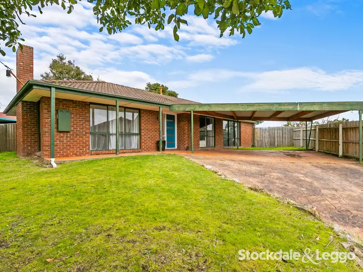 13 Canterbury Way, Churchill VIC 3842