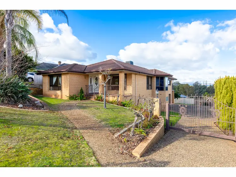 39 Janette Court, Lavington NSW 2641