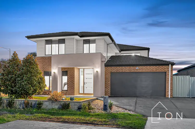 31 Dash Drive, Cranbourne East VIC 3977