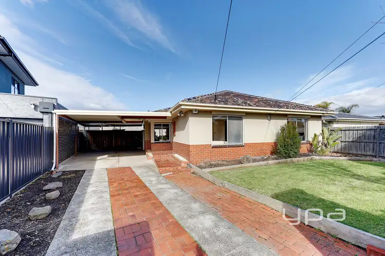 Second view of Homely house listing, 3 Greenacre Grove, Gladstone Park VIC 3043