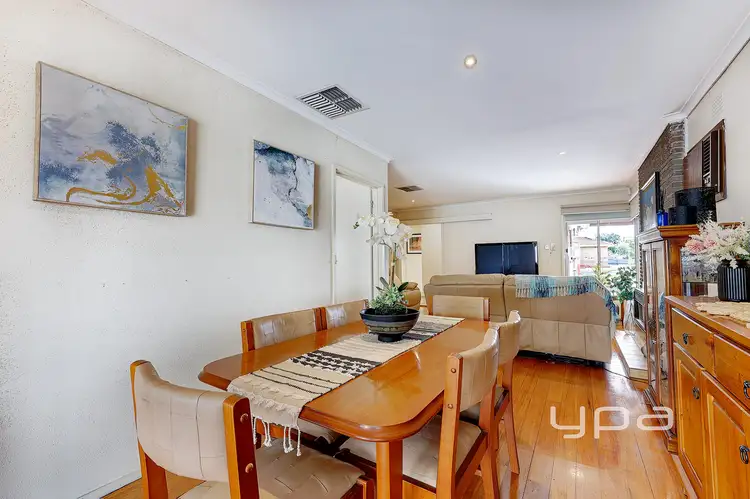 Fourth view of Homely house listing, 3 Greenacre Grove, Gladstone Park VIC 3043