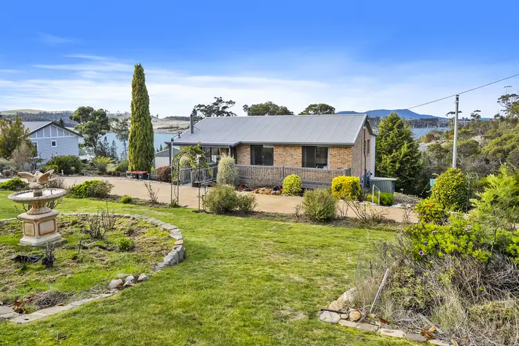79 Barton Avenue, Triabunna TAS 7190
