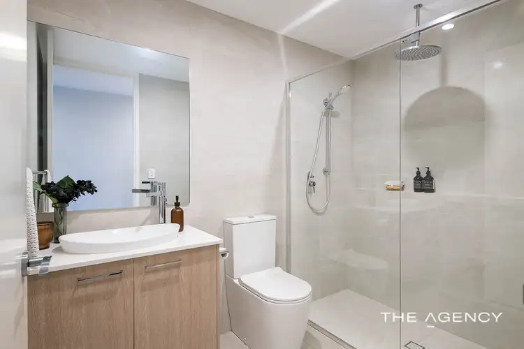 Fifth view of Homely house listing, 1 Bunthorne Court, Duncraig WA 6023
