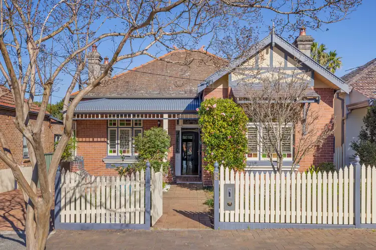 8 Challis Avenue, Dulwich Hill NSW 2203