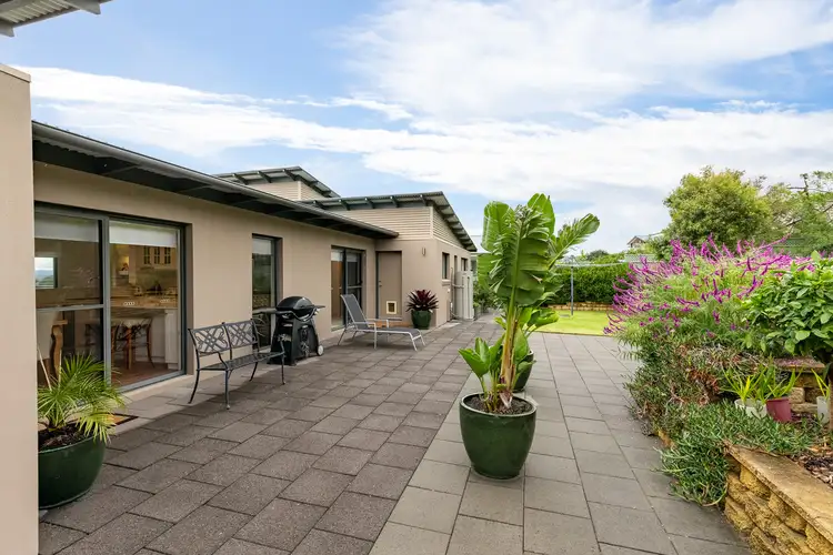 16 The Crest, Merimbula NSW 2548
